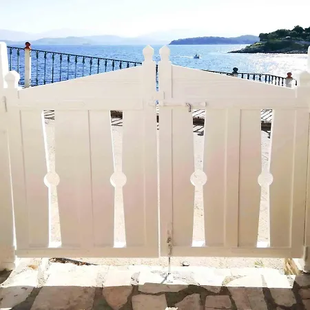 Διαμέρισμα Sea Rose Κασσιόπη
